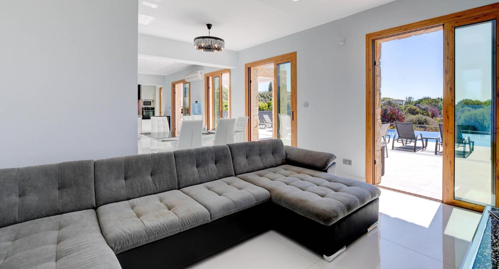 Villa 347 Meo - Fantastic Five Bedroom With Private Pool In Peaceful Location, Aphrodite Hills *
