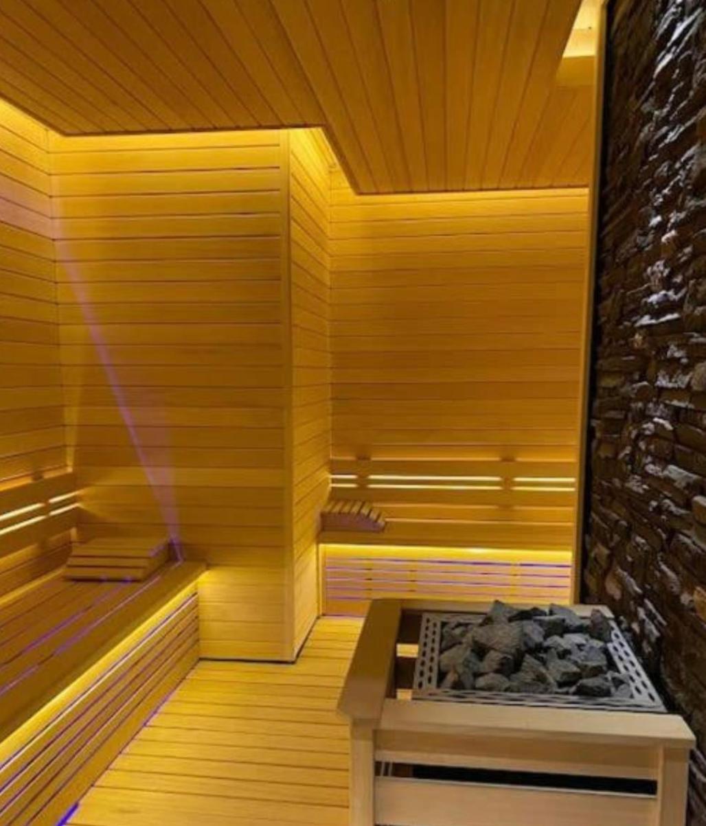 Grand Sapphire Apartment *