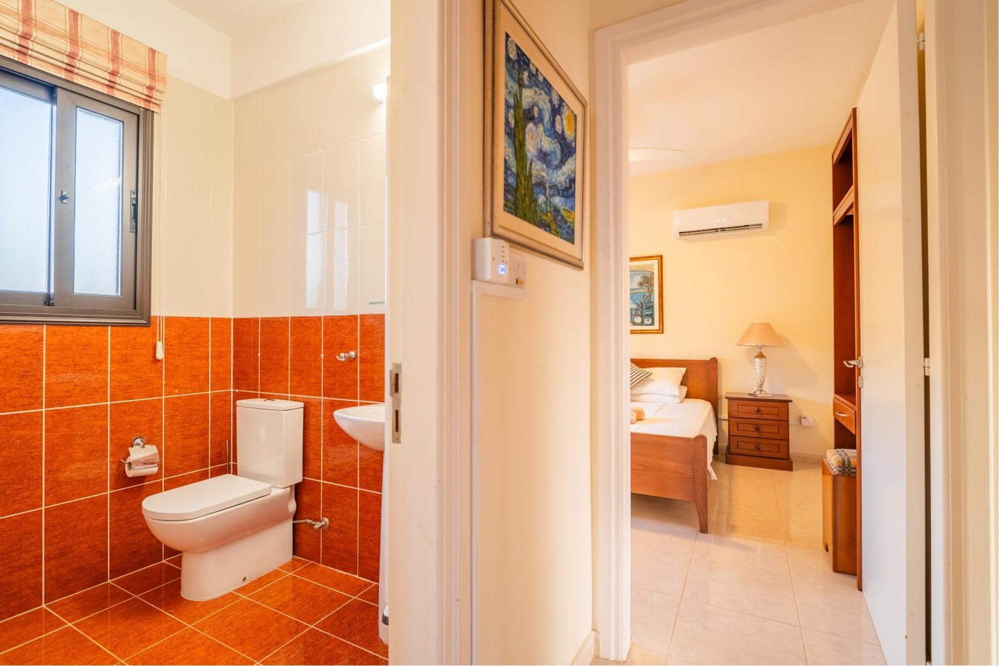 Pontus - Stunning Views & Privacy In Beautiful Garden With Pool & Hot Tub Villa Kouklia