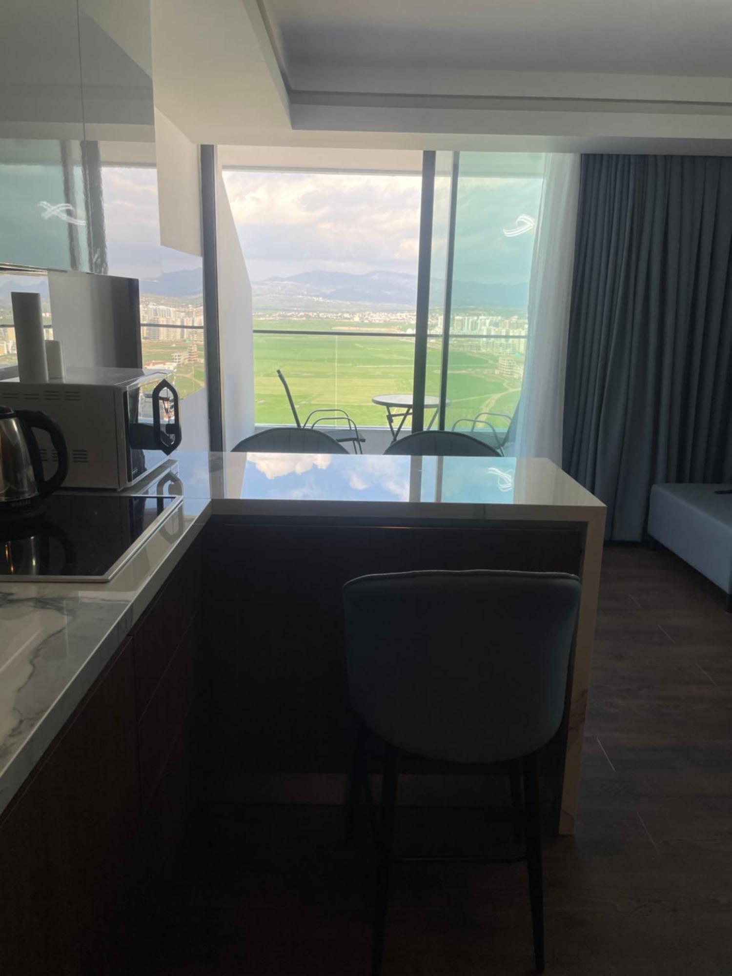 Grand Sapphire Apartment *