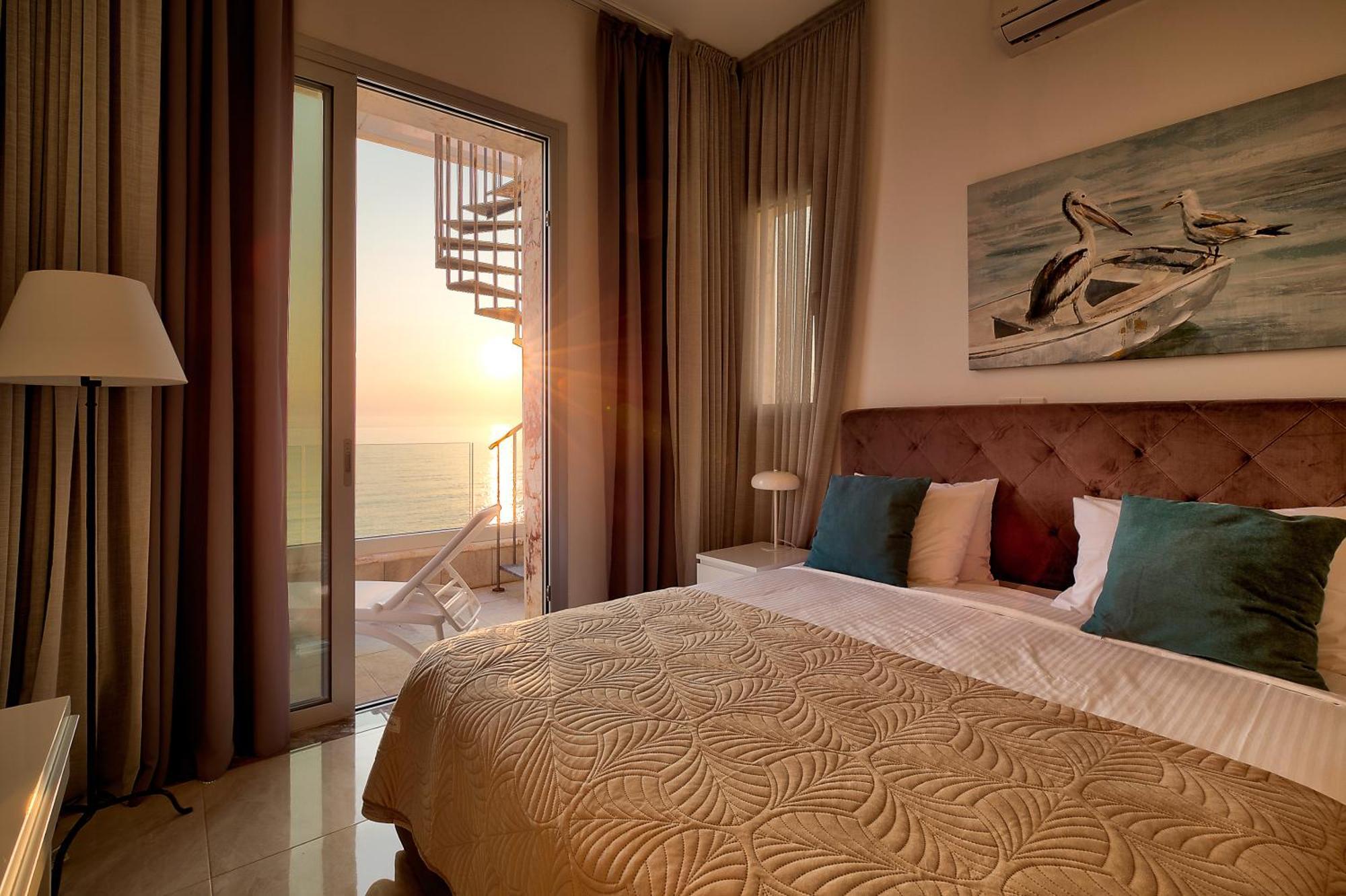 Villa Olymp Luxury C - Seafront Elegance With Infinity Pool And Exclusive Lifestyle *
