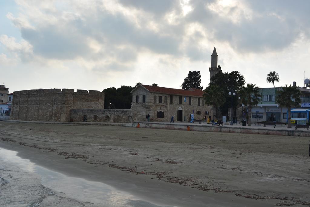 Apartment Sunorama Beach Garden 302 Larnaca