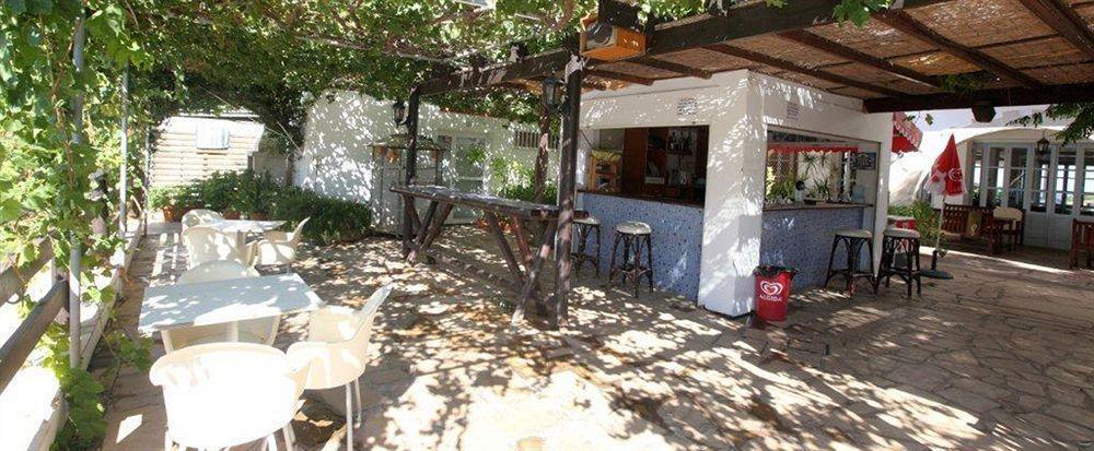 Aparthotel Captain Karas Holidays 3*