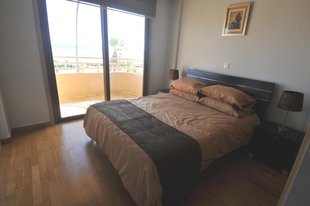 Ithaki Phinikoudes No. 201 Larnaca