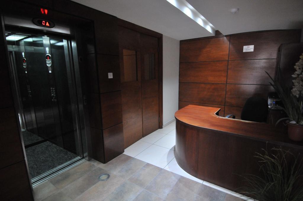 Ithaki Phinikoudes No. 201 Apartment *