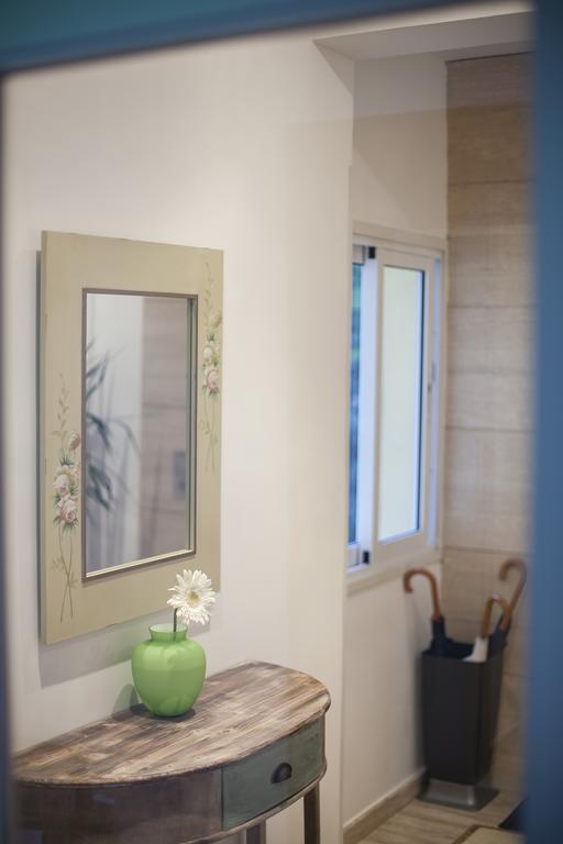 Operetta House Apartment