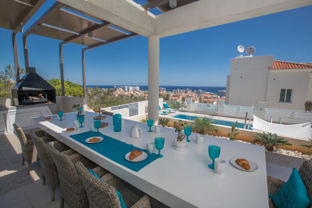Romeo & Juliet * Protaras