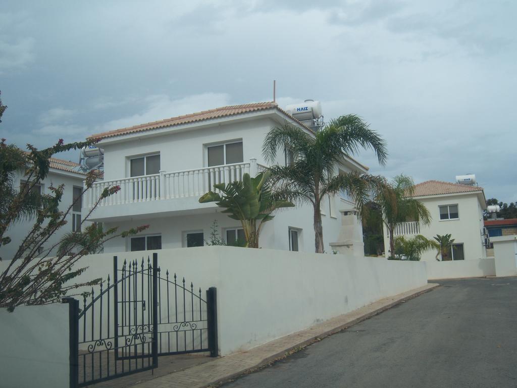Hara Nissi Beach Villas Villa Ayia Napa