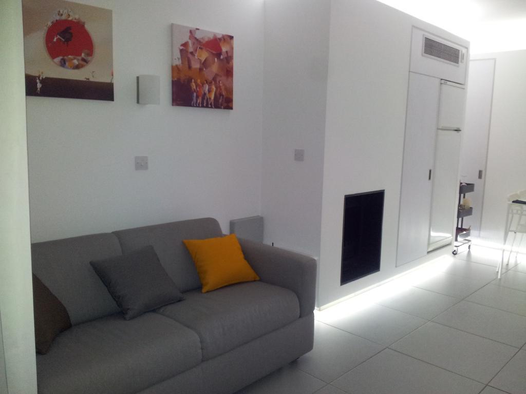 Yialos Holiday Apartments Apartment Perivolia