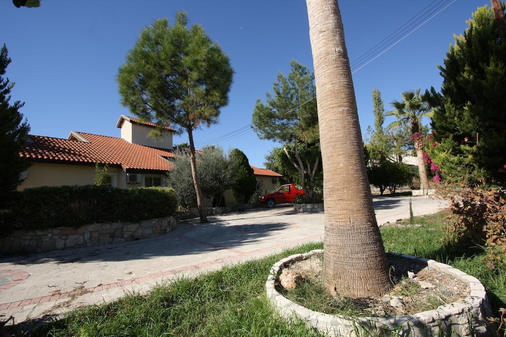 Villa Alonia Villas