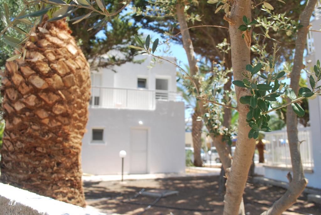 Apartment Flisvos Beach