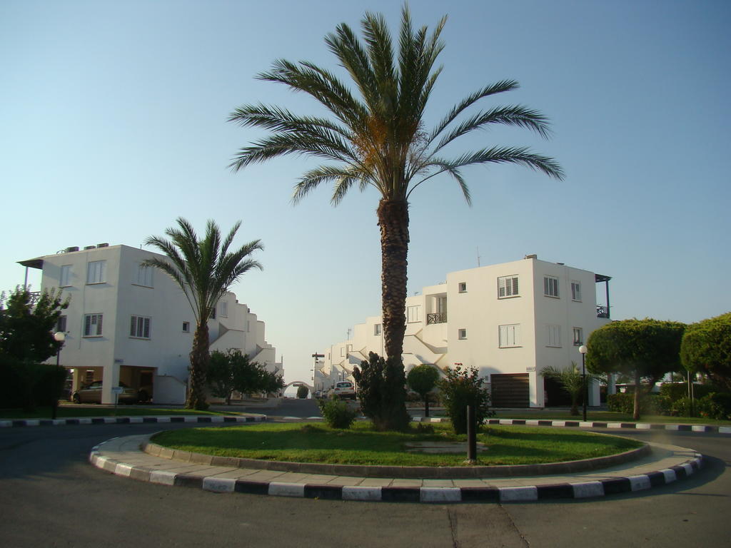 Yialos Holiday Apartments