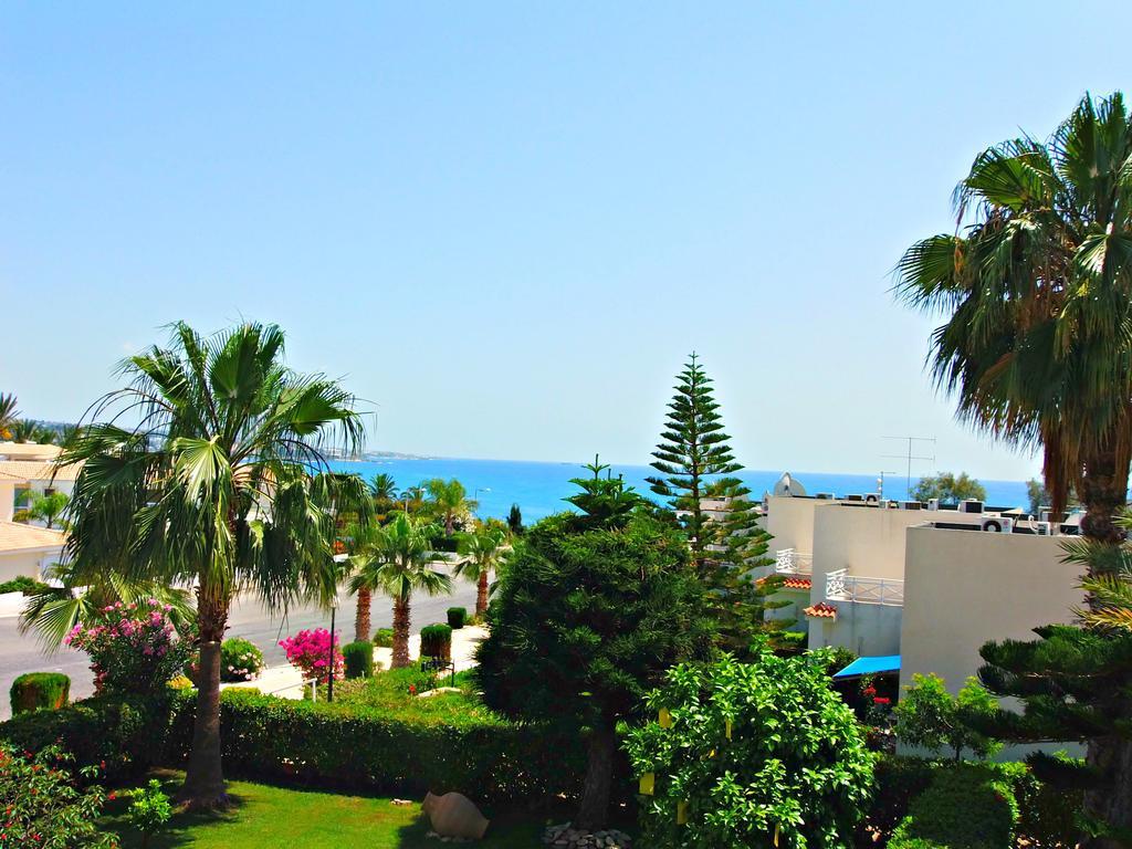 - Prime Tourist Location Coral Bay