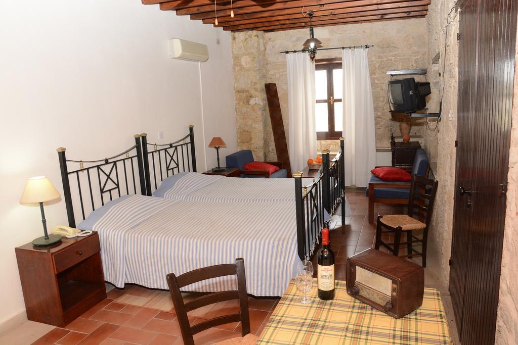 Guest house Amarakos λειτουργεί υπό νέα διεύθυνση 3*