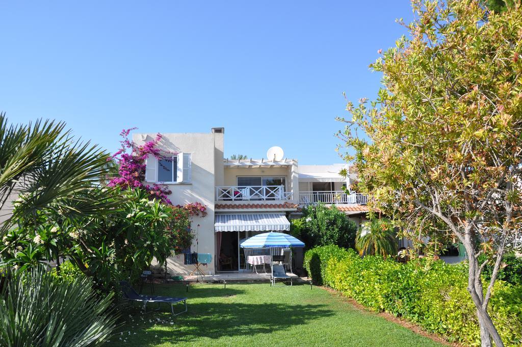 Apartment 13 Coral Bay
