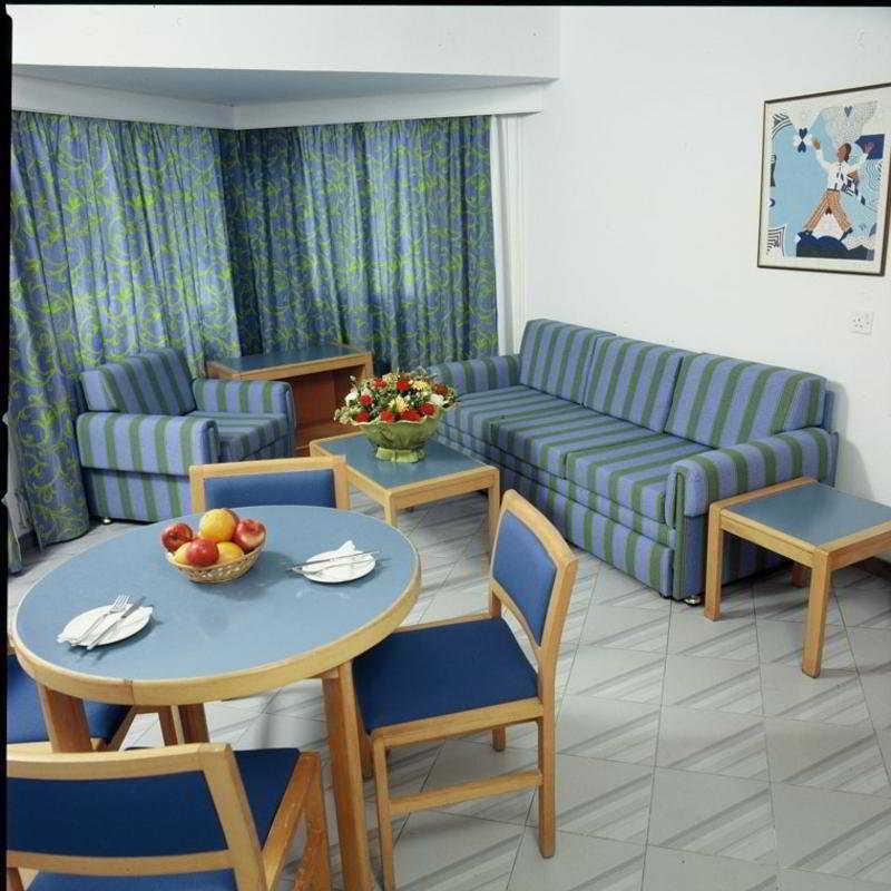 Aparthotel Atrium Zenon Larnaca