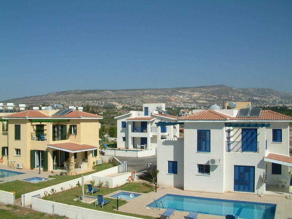 Kotsias Corallia *
