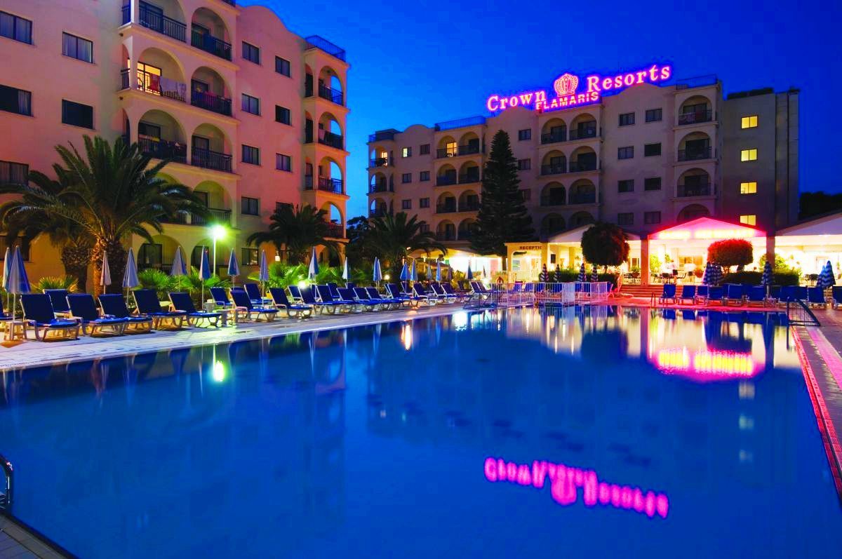 Crown Elamaris 3*