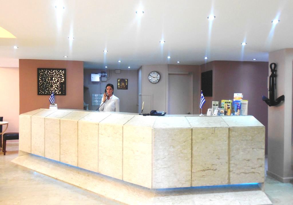 Sun Hall Aparthotel 3*