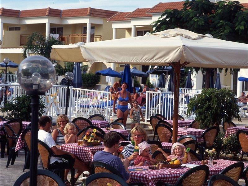 Aparthotel Jacaranda 3*