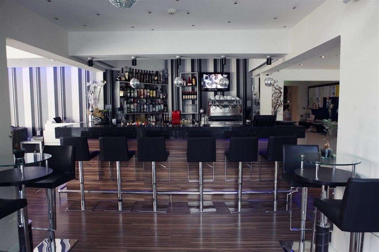 Hotel Livadhiotis Larnaca