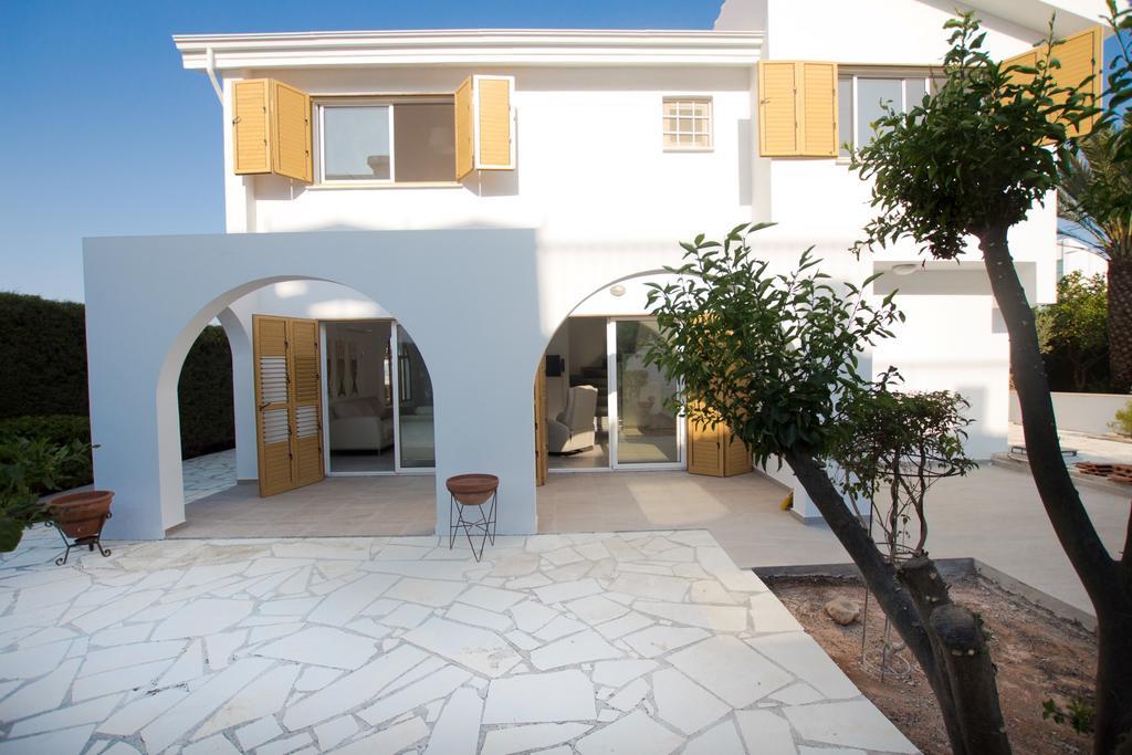 Villa Fig Tree Bay 2