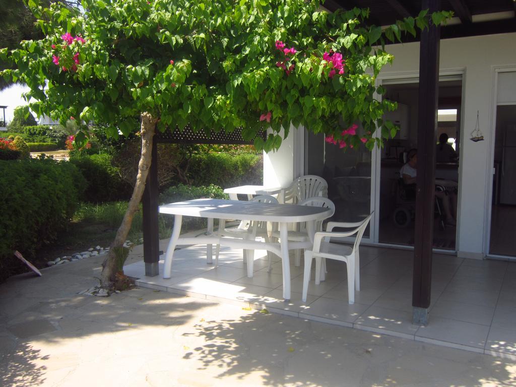 Yialos Village House Meneou