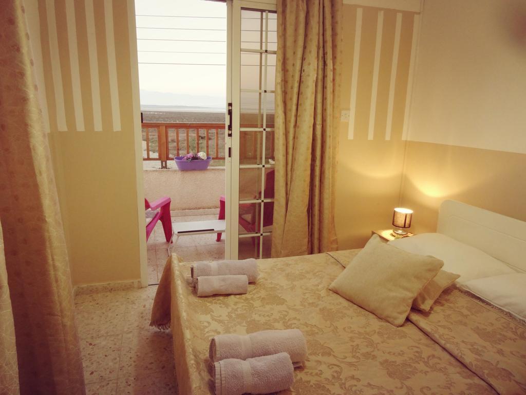Apartment Lake View Akrotiri