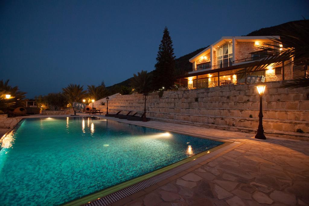 Fata Morgana Villa *