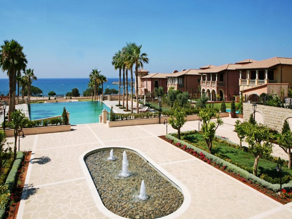 The Luxury Beachfront * Limasol