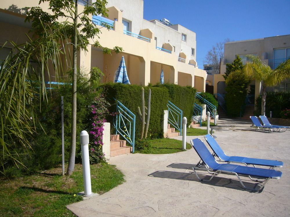 Blue Oasis Gardens * Limasol