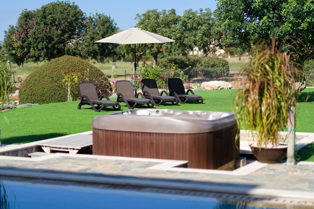 5 Bedroom Villa Rio With Large Private Pool And Hot Tub, Aphrodite Hills Resort