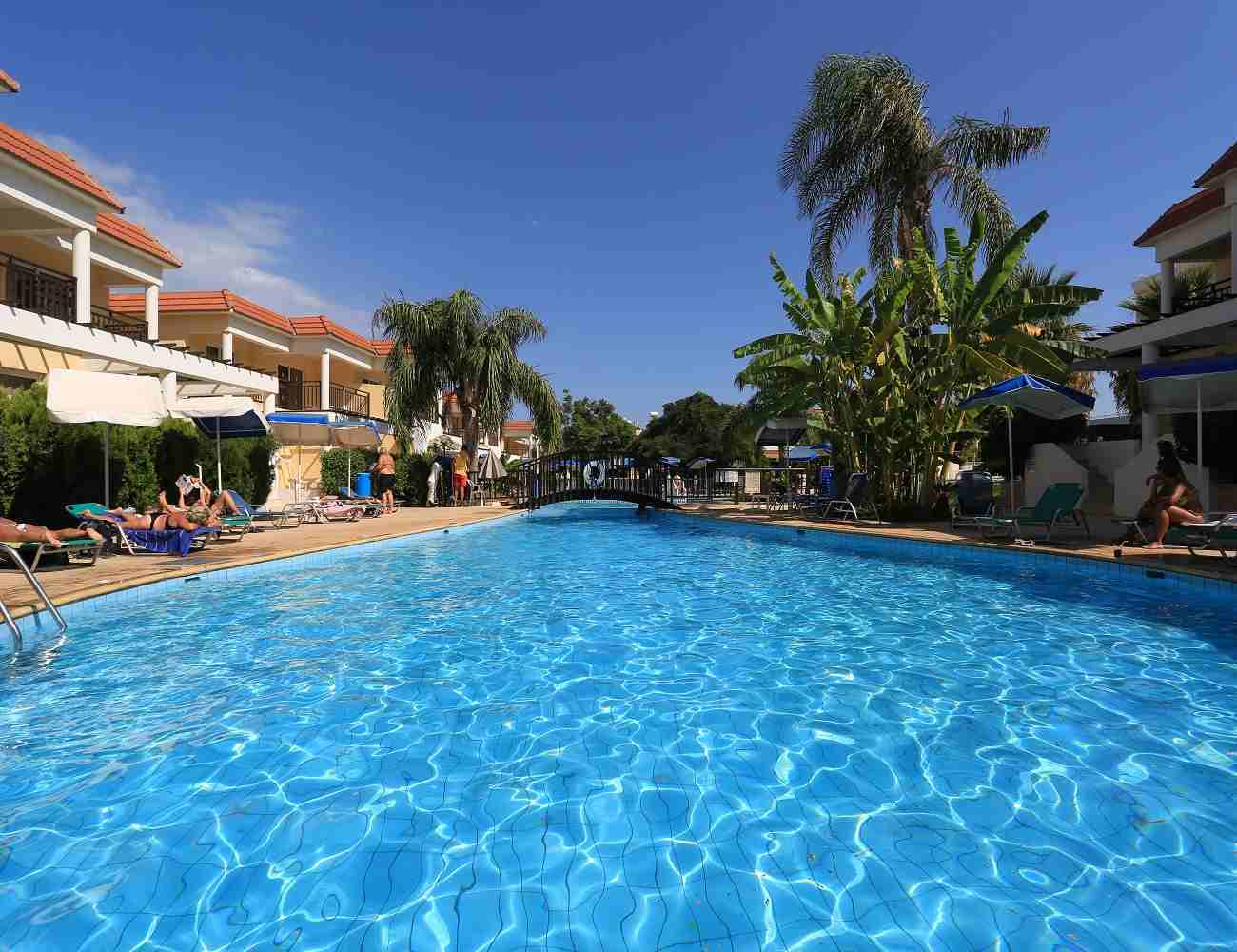 Aparthotel Jacaranda 3*