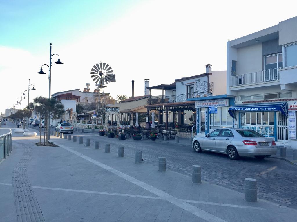 Mariko Larnaca