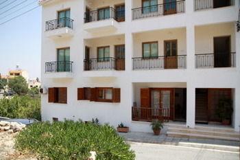 Apartment Pissouriana