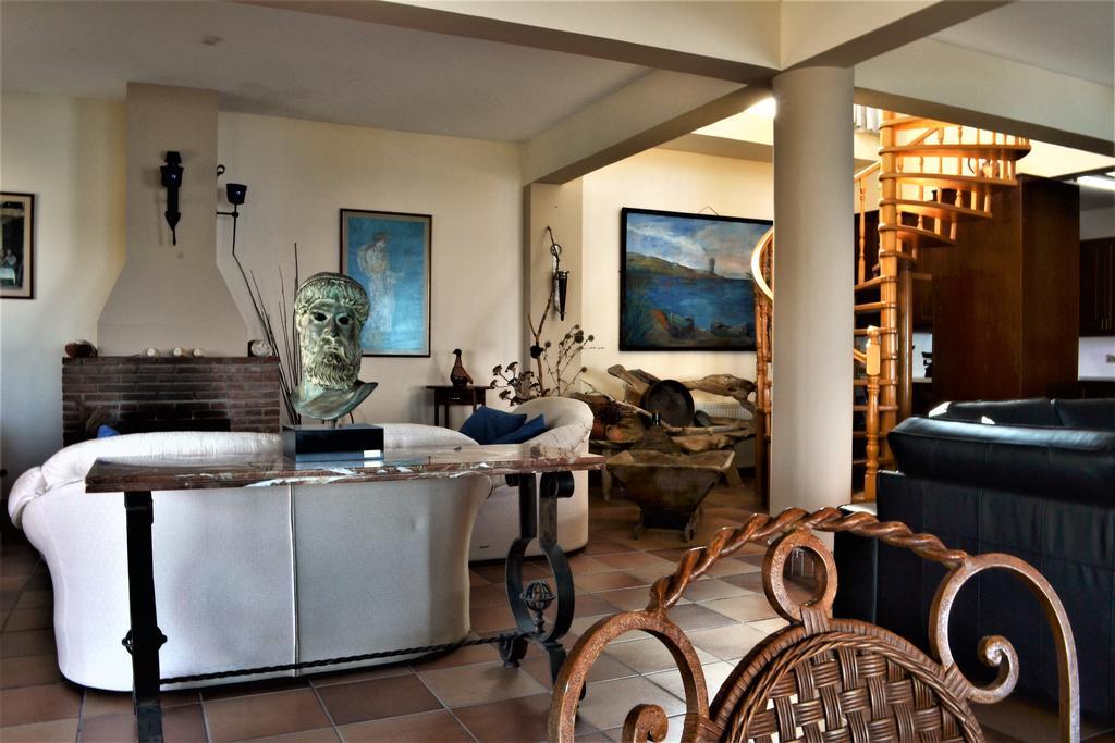 Fata Morgana Villa *