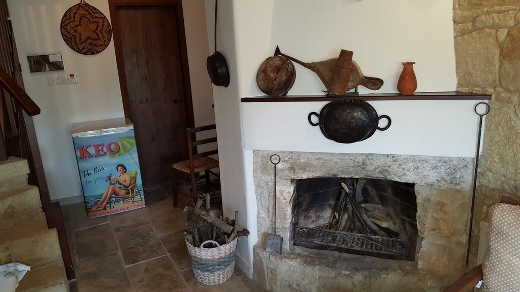 Country house Michalis Anoyia Traditional Stonehouse Kathikas