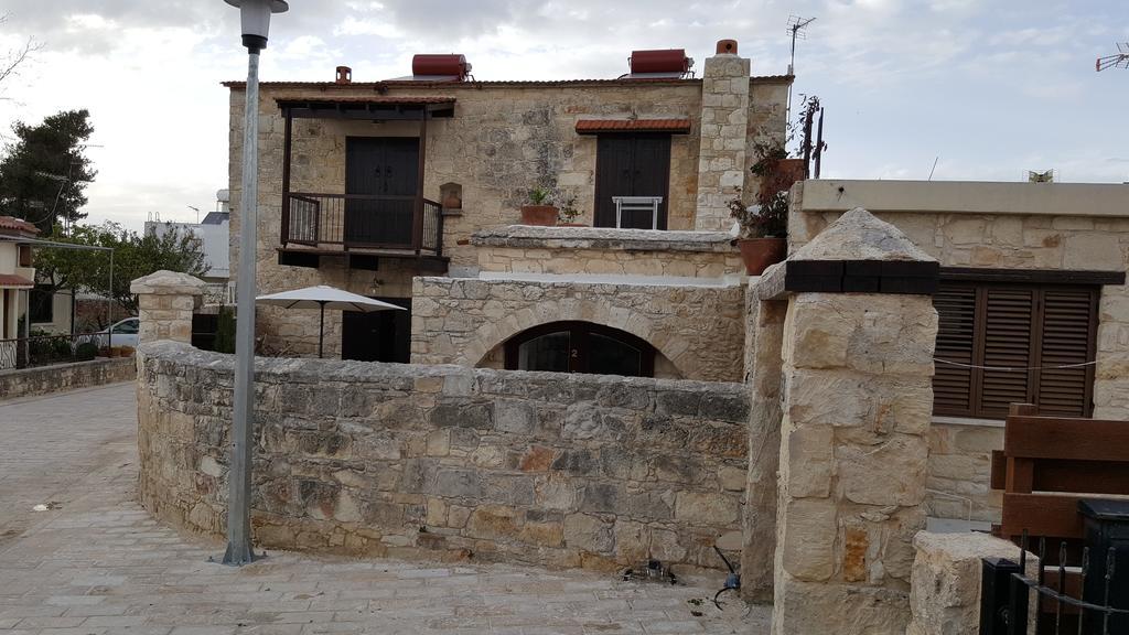 Michalis Anoyia Traditional Stonehouse Kathikas
