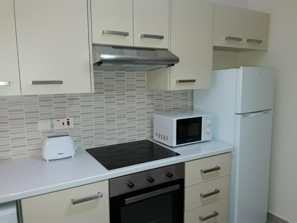 Apartment 32 Hill Court *