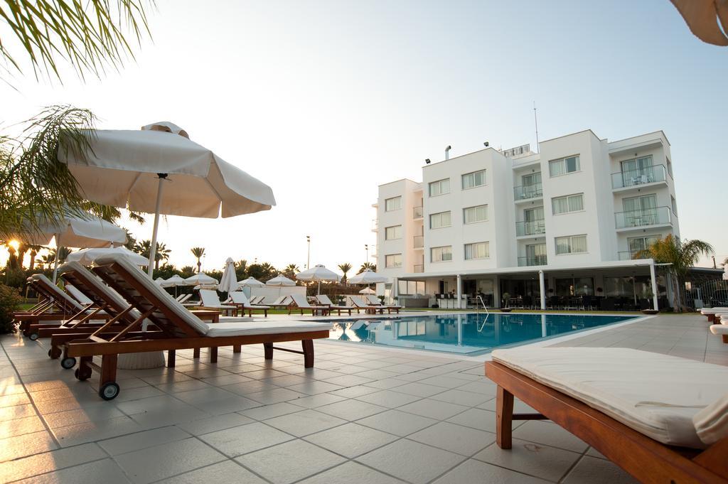 Aparthotel Frixos Larnaca