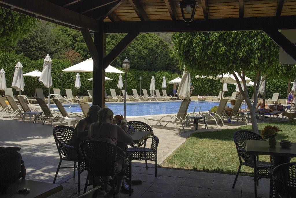 Kotzias Aparthotel 3*