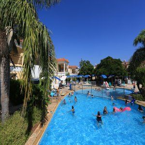 Aparthotel Jacaranda
