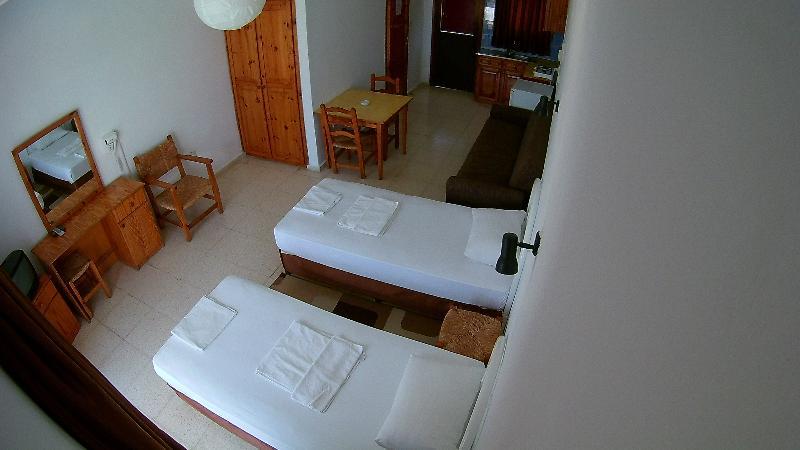 Hotel Bare Hill Village 2*