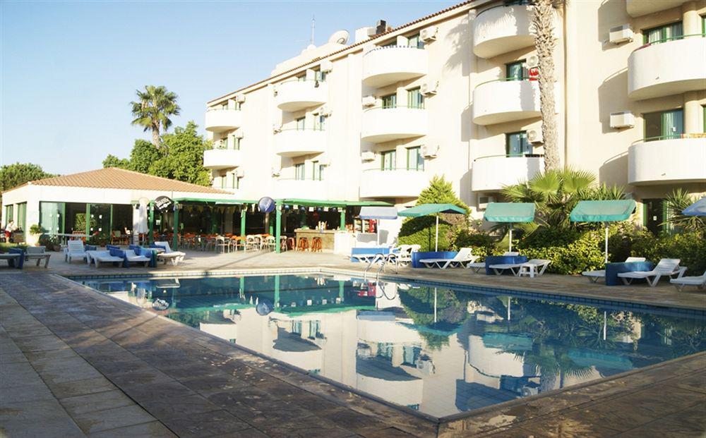 Mandalena 3*