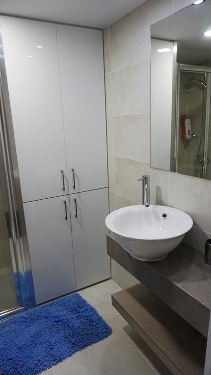 Lazuli Beachfront Sea View Ap144 * Larnaca