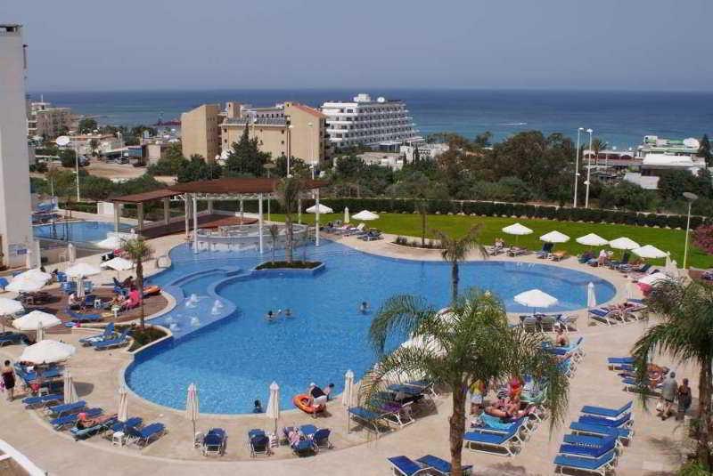 Sunrise Oasis & Waterpark Hotel Protaras