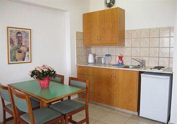Aparthotel Sun Hall 3*