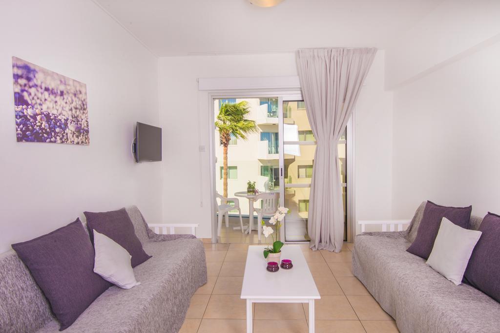 Alva Aparthotel 3*