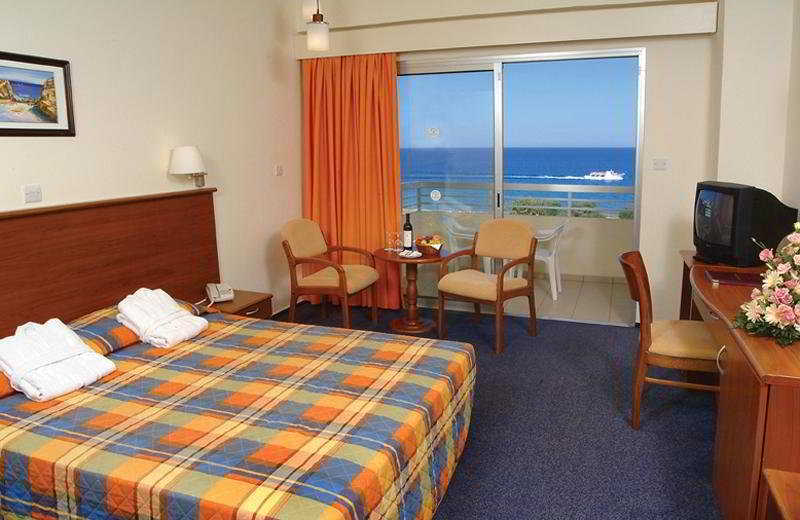 Sentido Kouzalis 4* Protaras