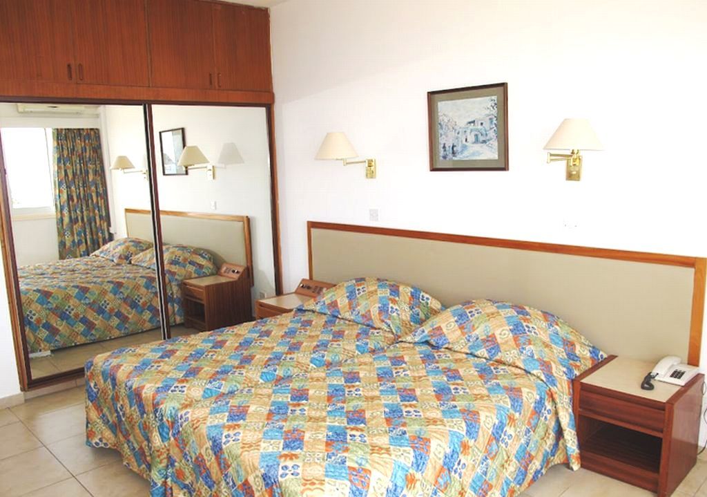 Aparthotel Sun Hall 3*